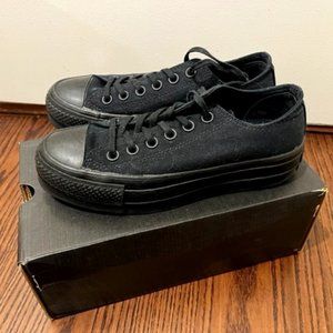 CONVERSE  CHUCK TAYOR ALL STAR LIFT CANVAS LOW TOP